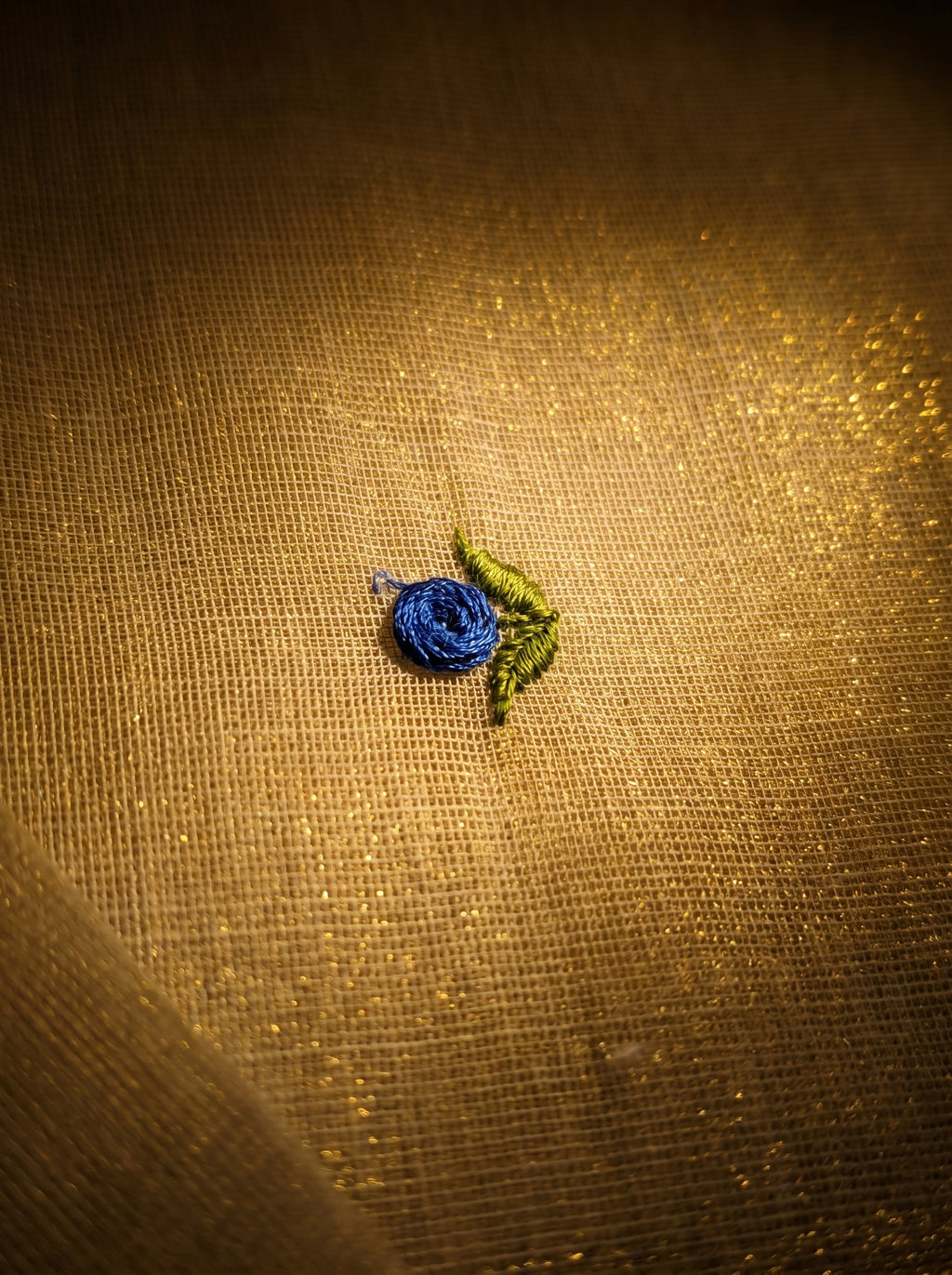 Varnapushpa Tissue Kasavu Blue