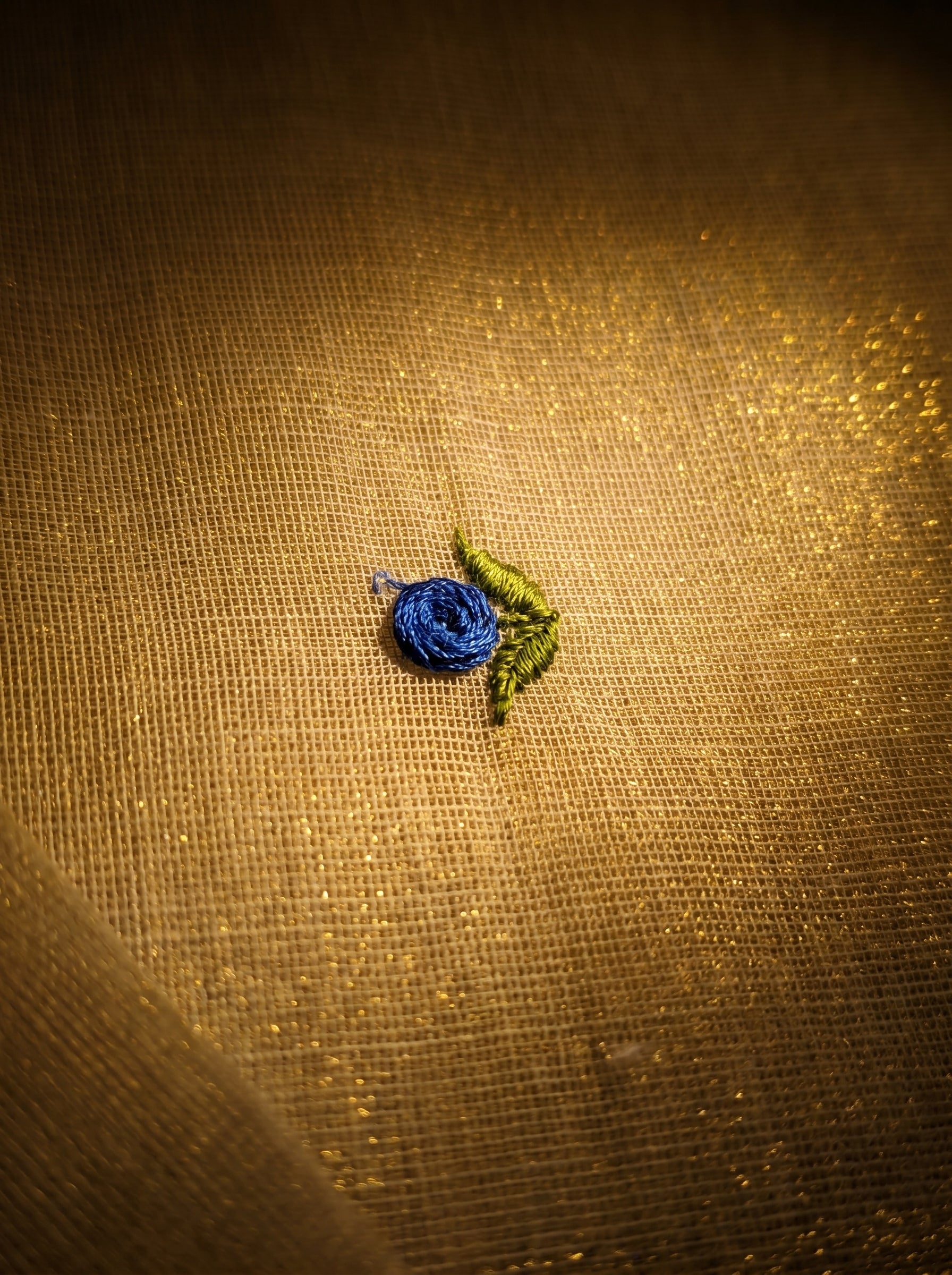 Varnapushpa Tissue Kasavu Blue
