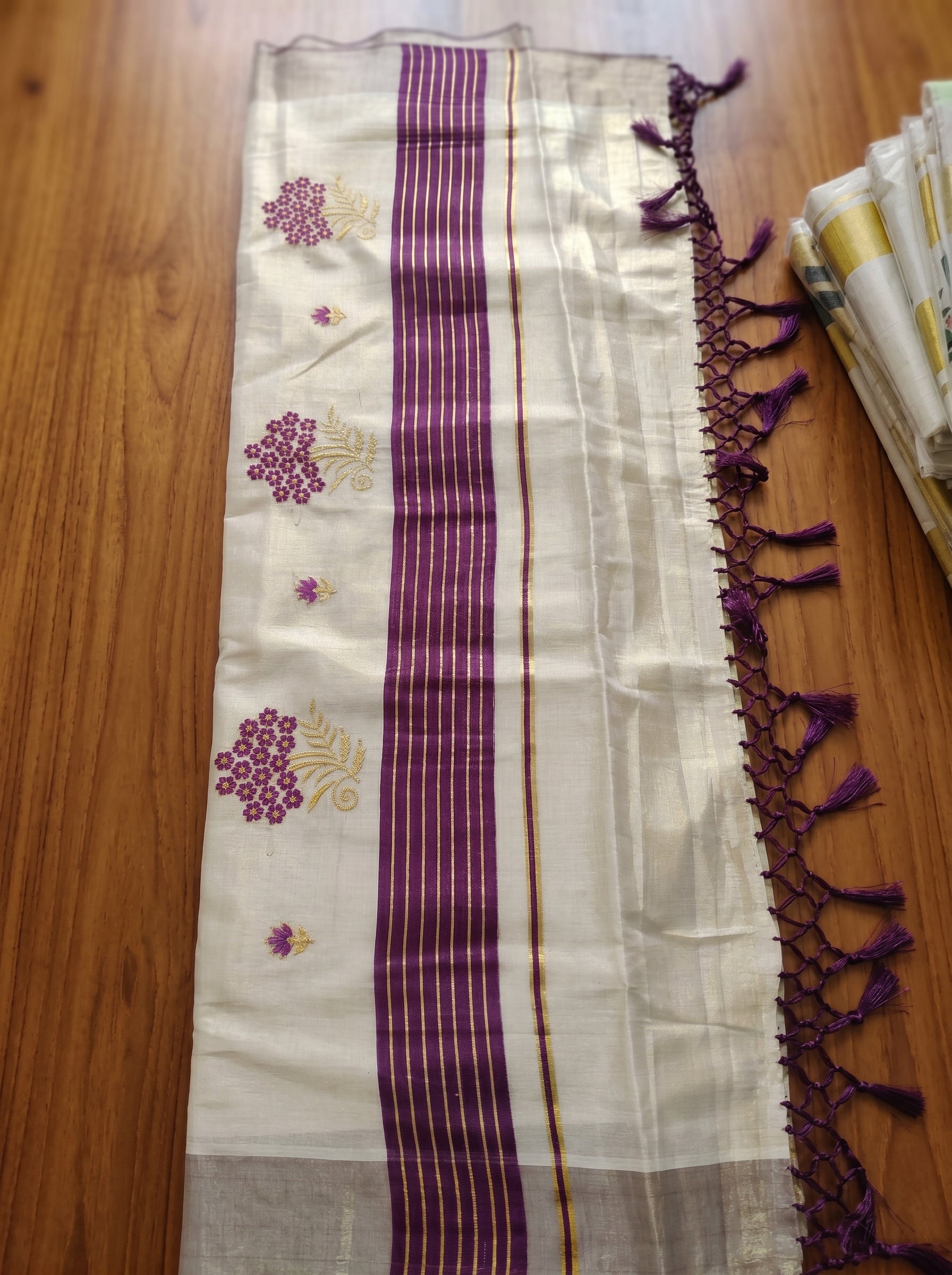 Haripriya Tissue Kasavu Purple