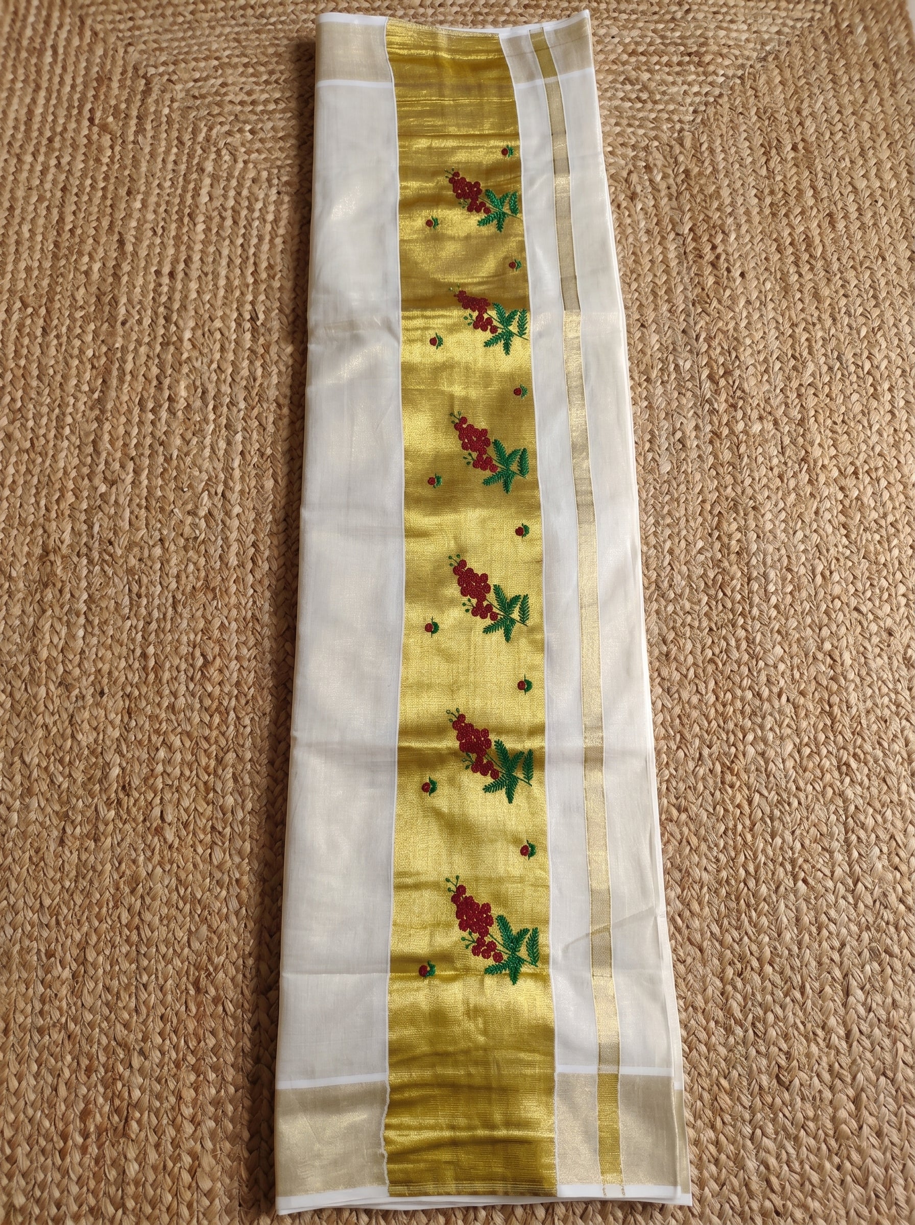Varnapushpa Tissue Kasavu Red