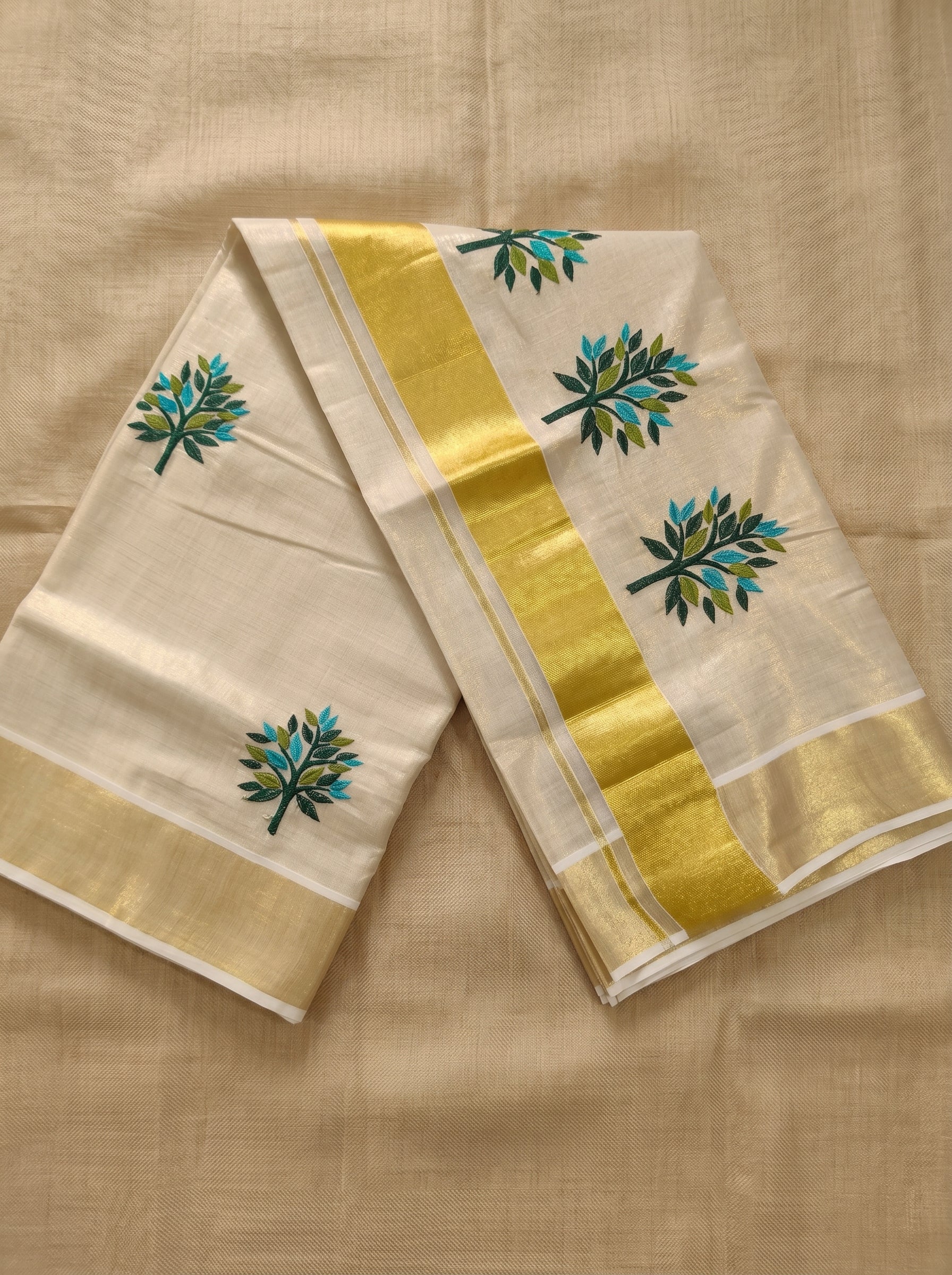 Vanaraji Tissue Kasavu Dark Green