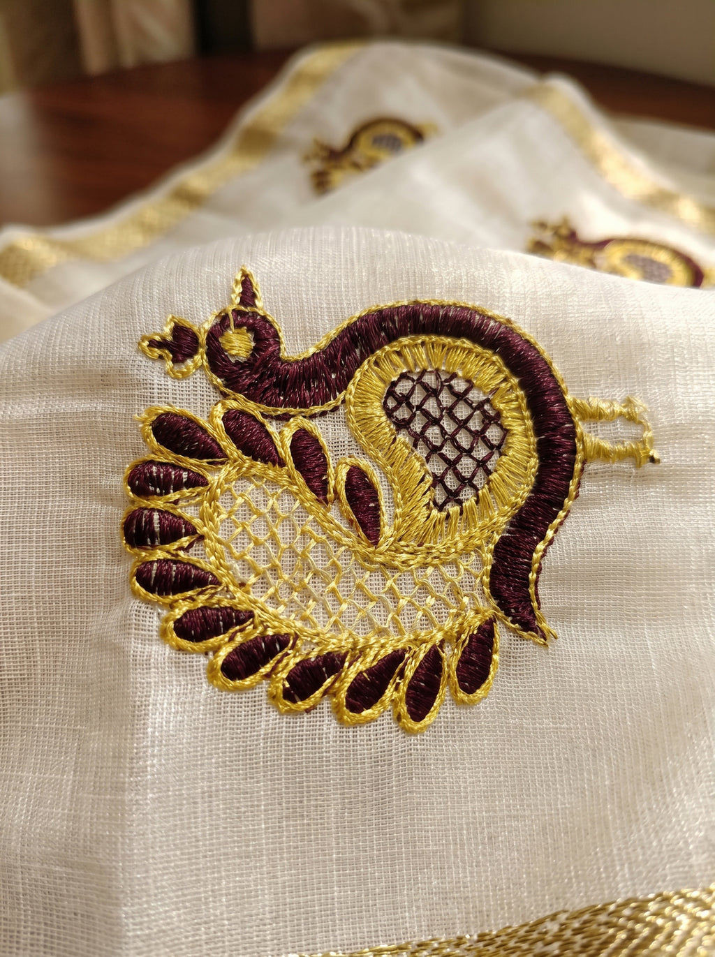 Mayura  Tissue Kasavu