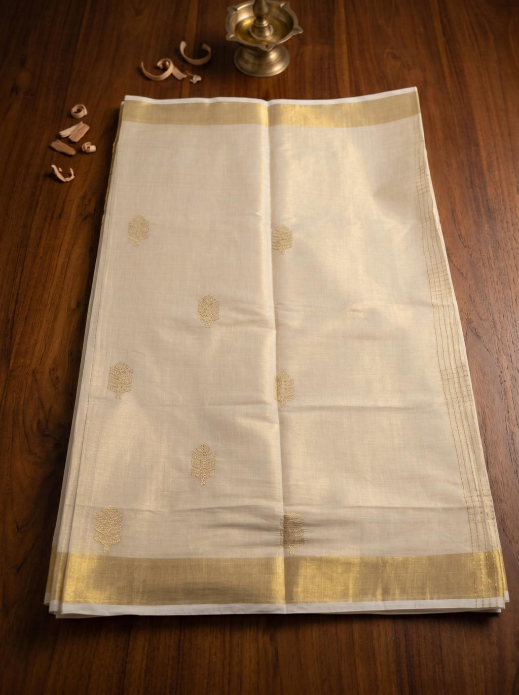 Rekhika Tissue Kasavu - Authentic Kerala Saree | Kasavu Saree | House Of Keralam