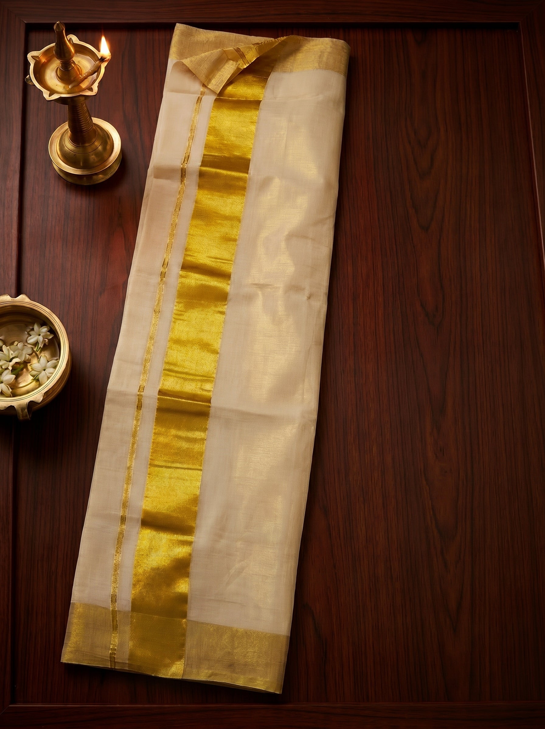 Svarnalekha Tissue Kasavu