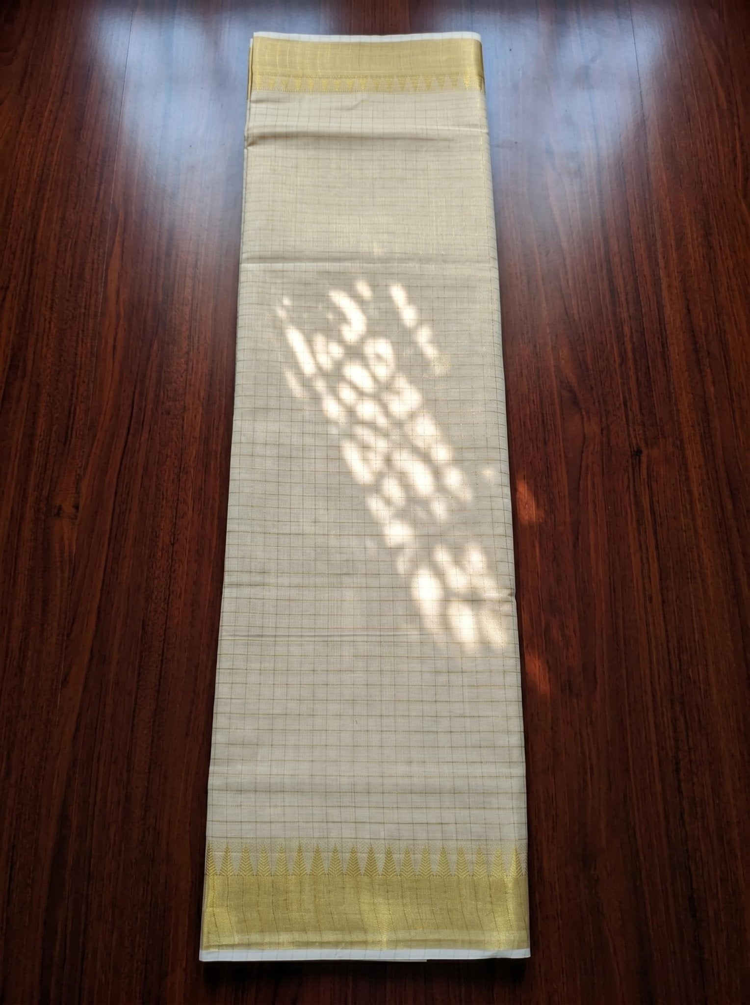Svarnarekha Tissue Kasavu - Authentic Kerala Saree | Kasavu Saree | House Of Keralam